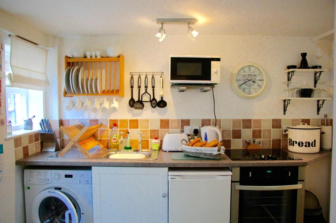 Romantic Flint Cottage On The Suffolk Coast Saxmundham Buitenkant foto