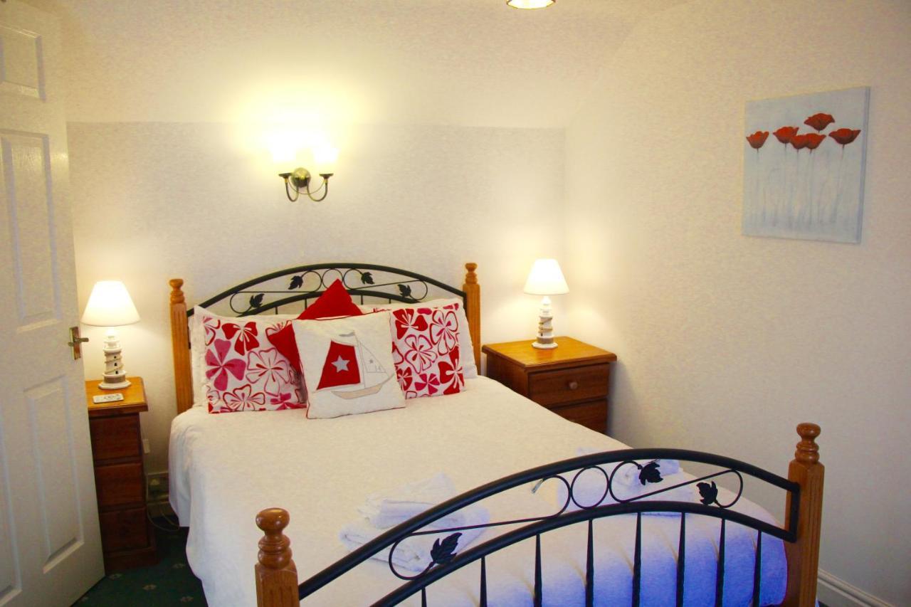 Romantic Flint Cottage On The Suffolk Coast Saxmundham Buitenkant foto