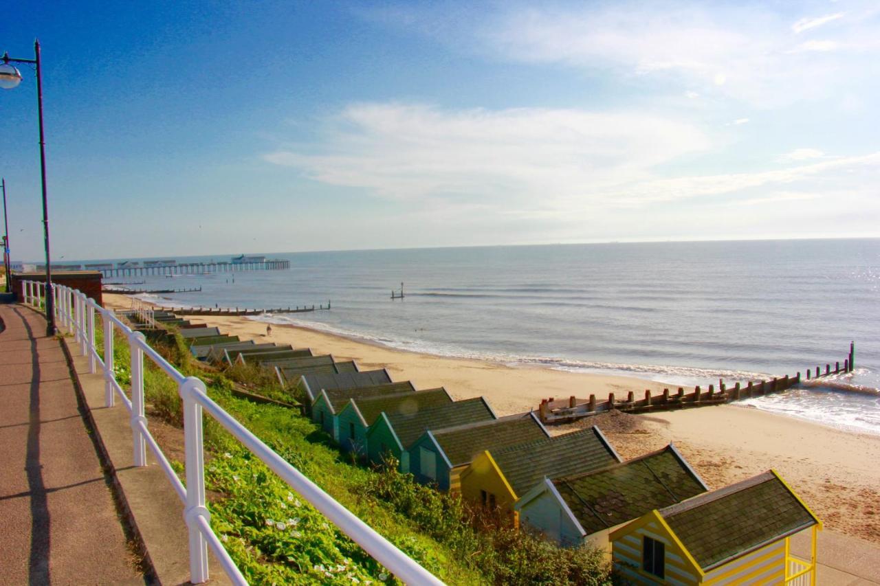 Romantic Flint Cottage On The Suffolk Coast Saxmundham Buitenkant foto