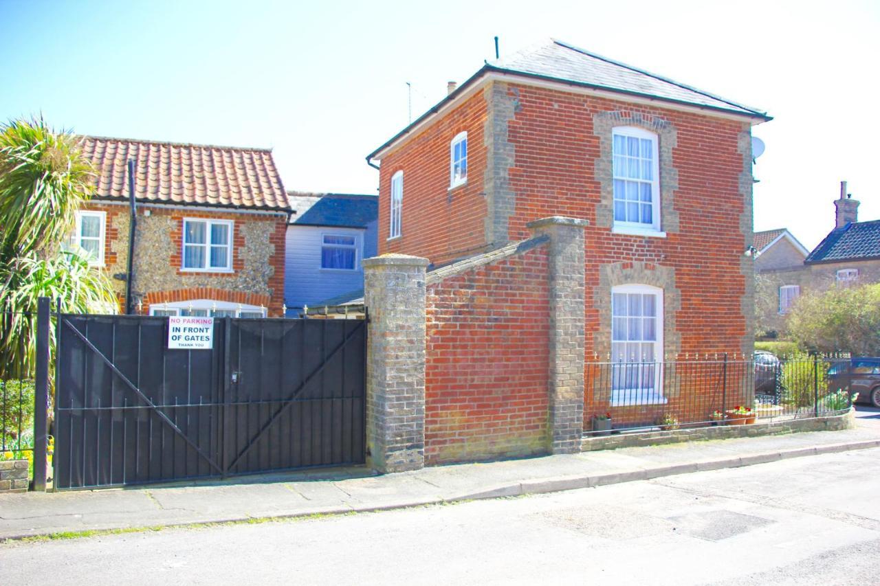 Romantic Flint Cottage On The Suffolk Coast Saxmundham Buitenkant foto