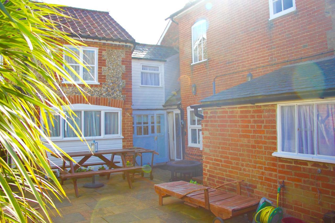 Romantic Flint Cottage On The Suffolk Coast Saxmundham Buitenkant foto