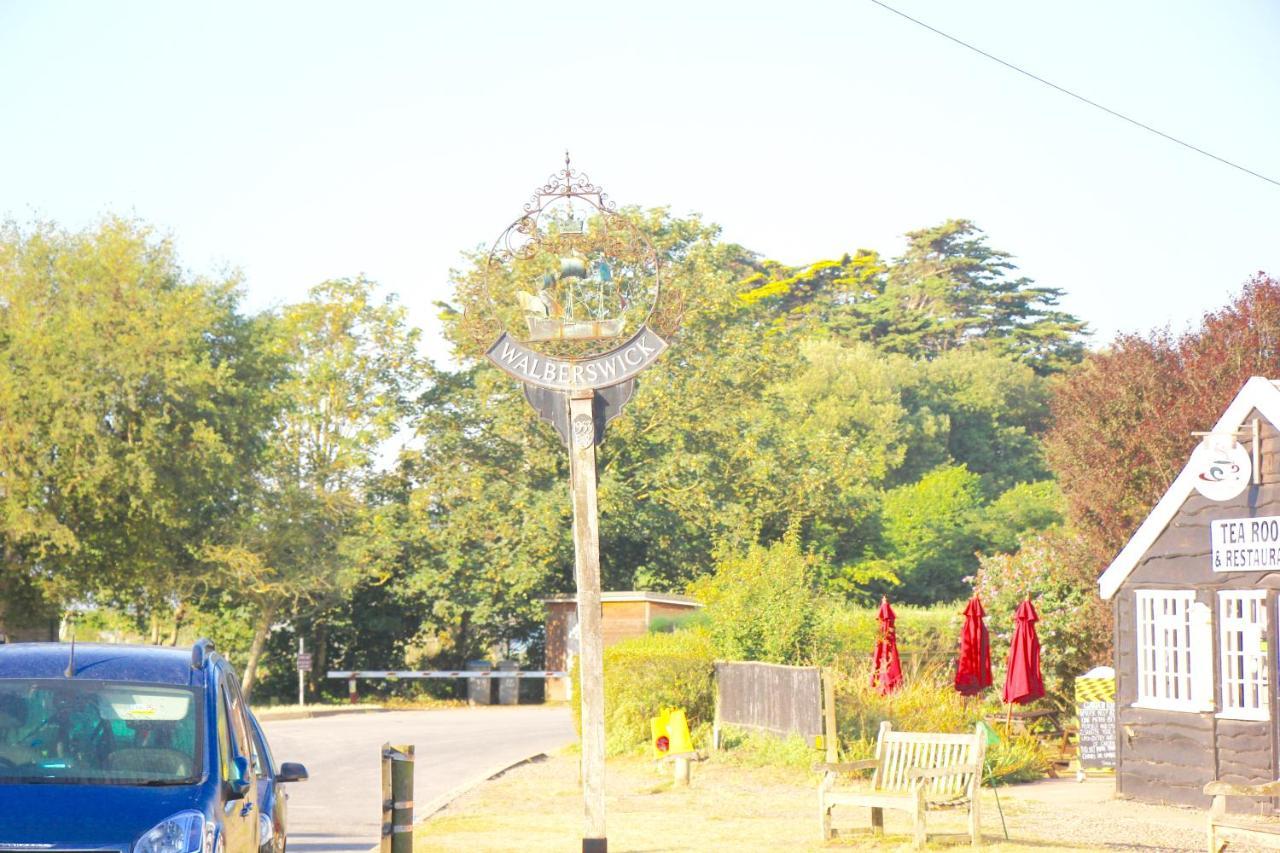 Romantic Flint Cottage On The Suffolk Coast Saxmundham Buitenkant foto