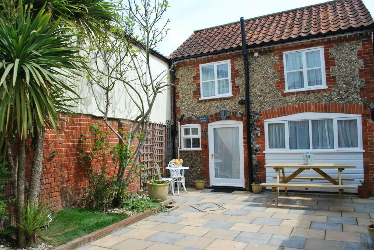 Romantic Flint Cottage On The Suffolk Coast Saxmundham Buitenkant foto